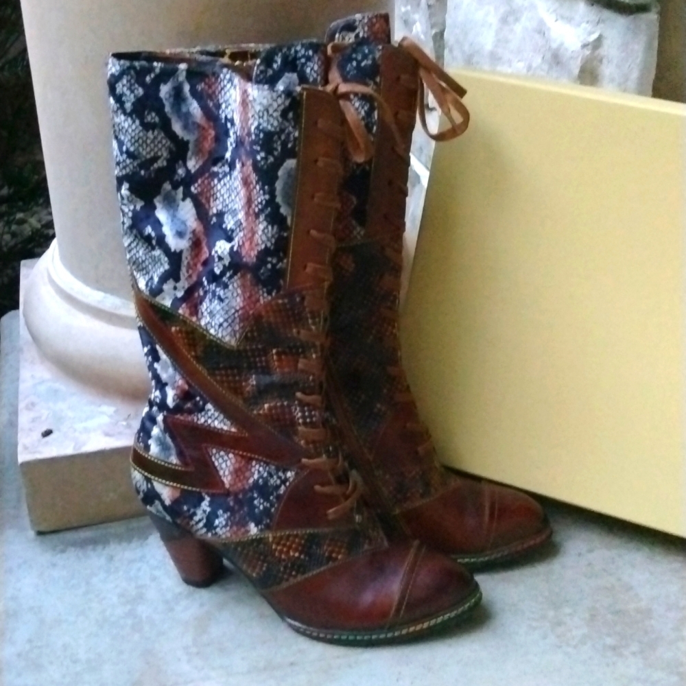 NWT L'Artiste Malagie-Velvet and leather boots. FAIRYCORE STEAMPUNK size 8.5